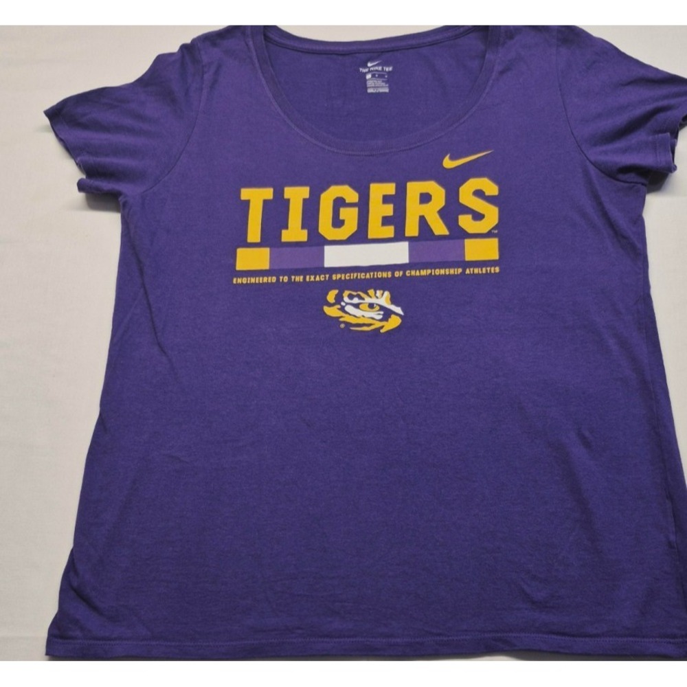 LSU Tigers Nike women's purple athletic game day graphic t-shirt sz L ‎ football
